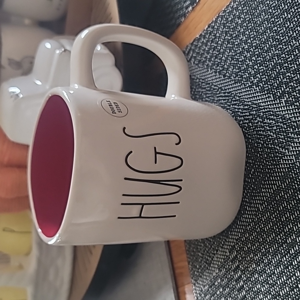 Rae Dunn Mug - Picture 1 of 4
